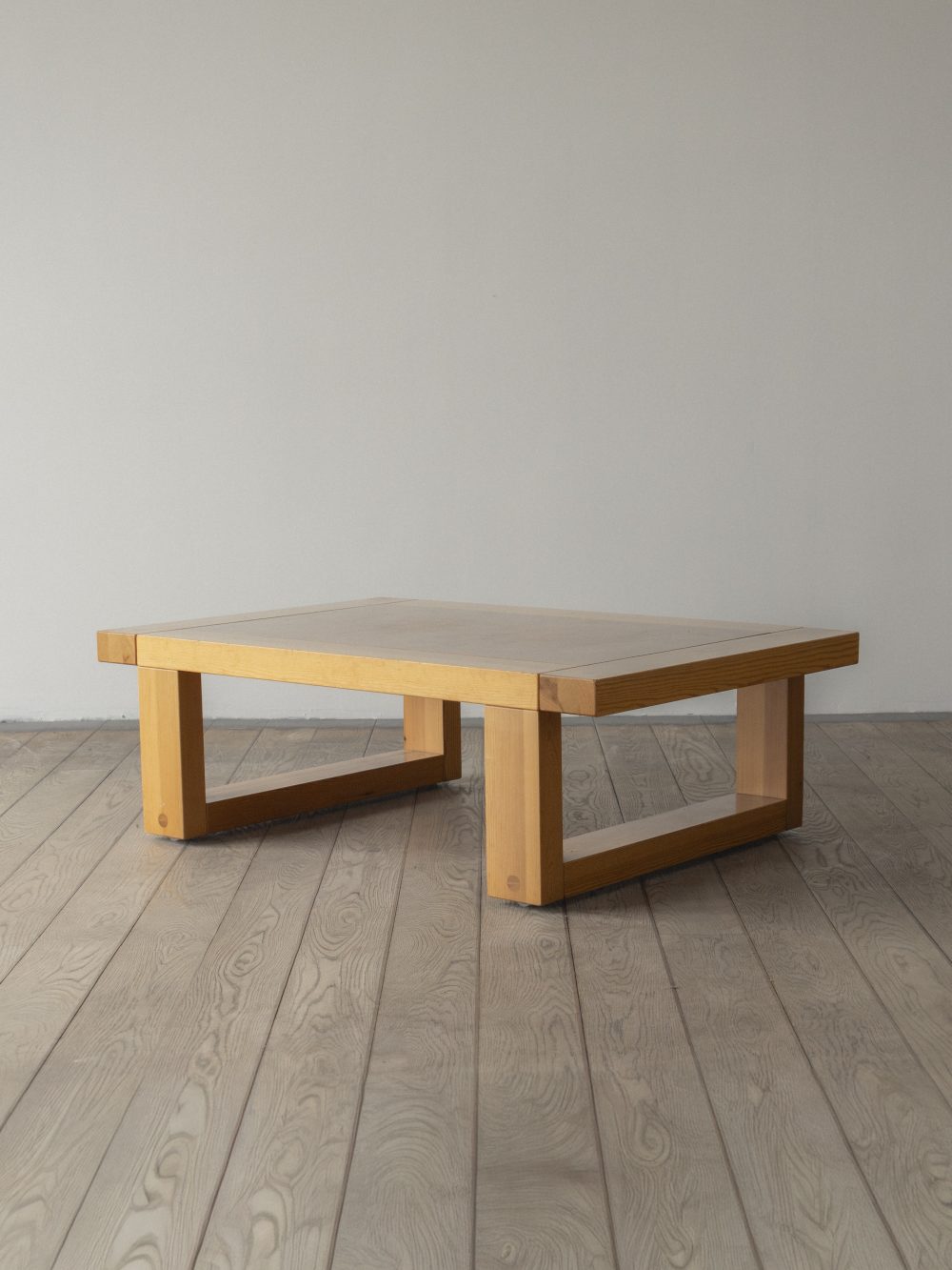 Christer Lundén, coffee table