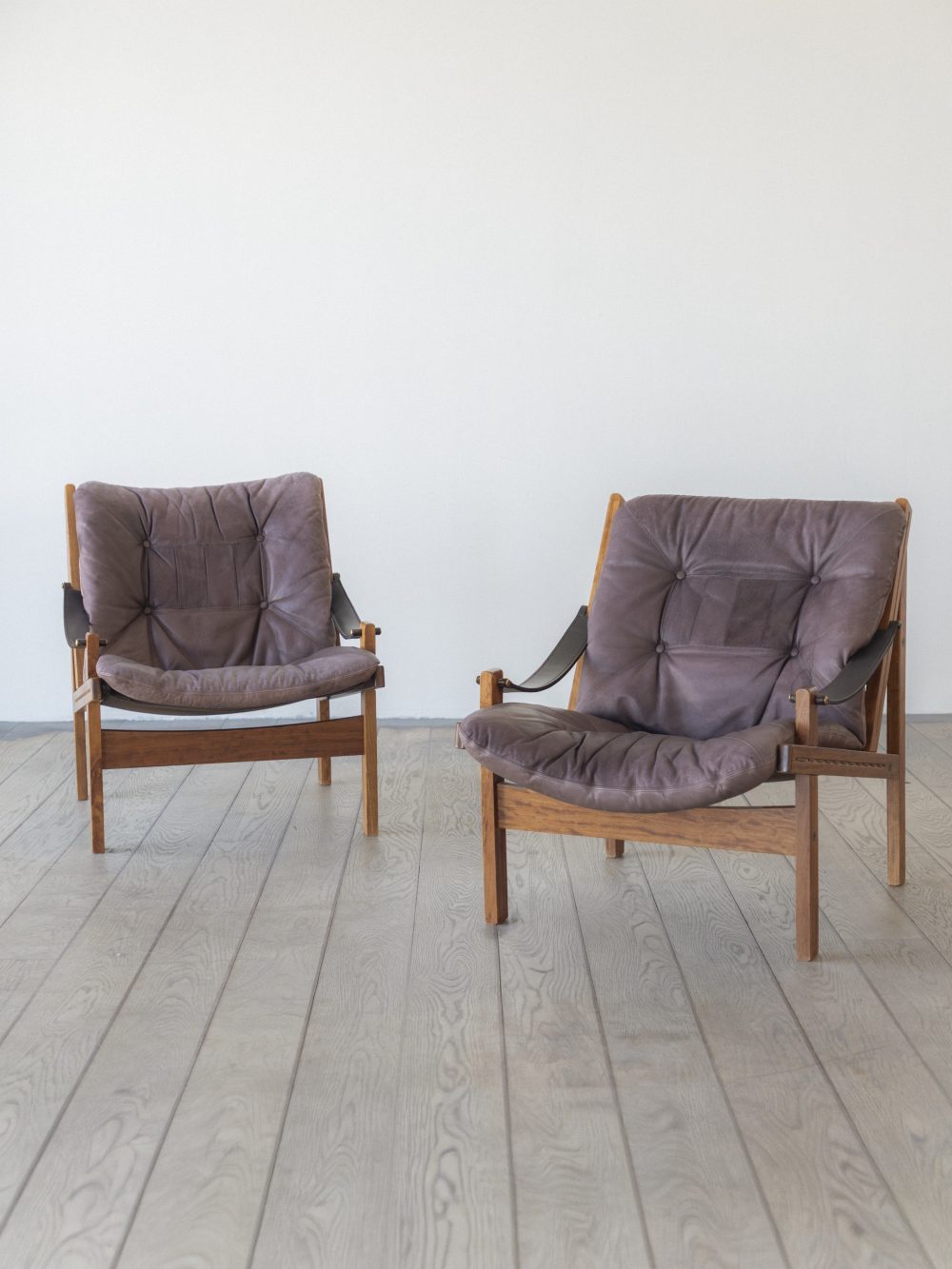 Torbjørn Afdal, Hunter Lounge Chair (pair)
