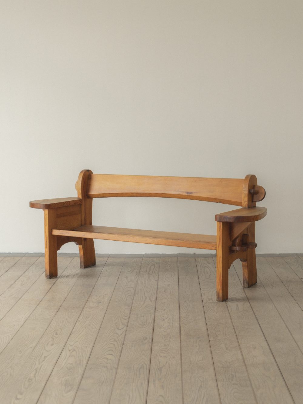 David Rosén, Solid Pine, bench